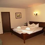 & Restaurant Klosterhof Szálloda 3*