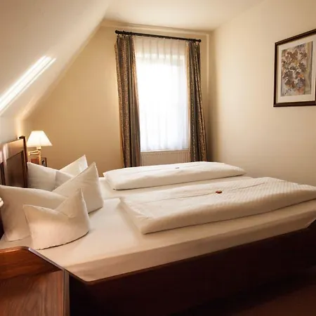 & Restaurant Klosterhof Hotell 3*