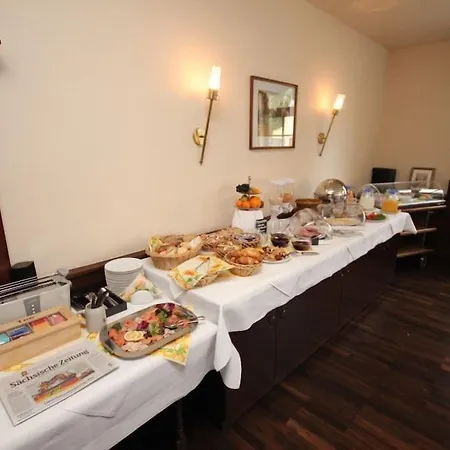 & Restaurant Klosterhof Hotell