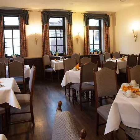 & Restaurant Klosterhof מלון 3*