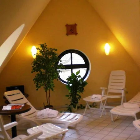& Restaurant Klosterhof מלון 3*
