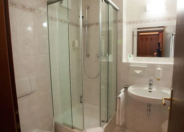 & Restaurant Klosterhof Отель Дрезден