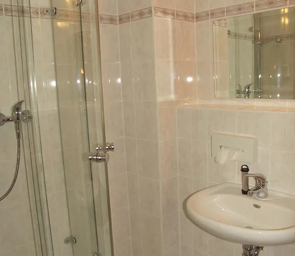 Отель & Restaurant Klosterhof 3*