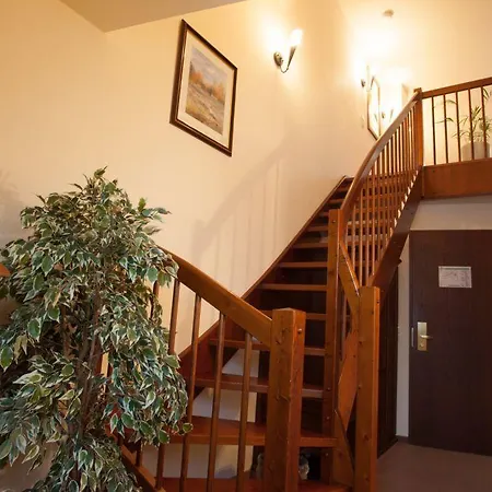 & Restaurant Klosterhof 3* Dresden